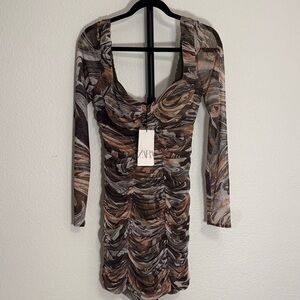 NWT Zara Size L Ruched Mini LS Dress with Sweetheart Necline